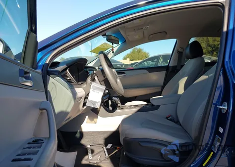 2019 Hyundai Sonata Se from USA, damaged, VIN 5NPE24AF8KH820360